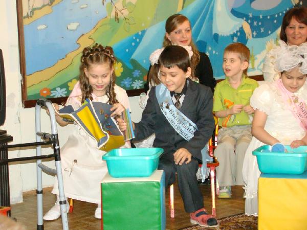 Лучшие мероприятия фотоэстафеты. Ноябрьск. Выпускник - 2011