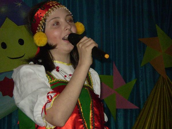 Повсюду доброта, как солнце, светит