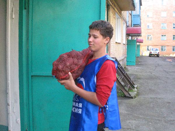 Помощь волонтеров