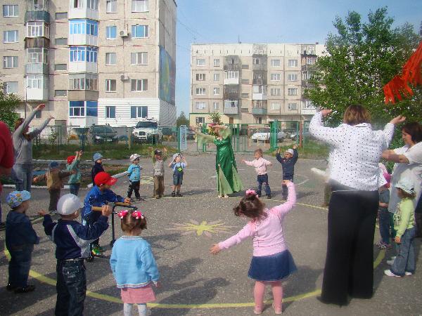 Здравствуй, лето красное!