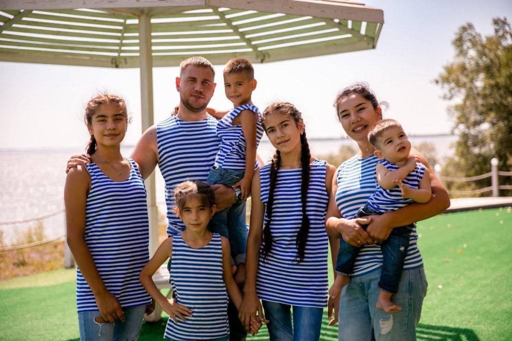 dekker.jpg dekker.jpg